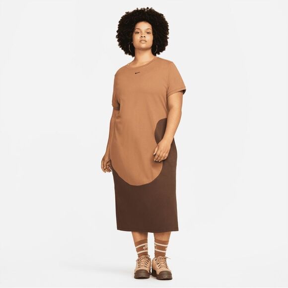 NIKE CLASH MAXI DRESS - Picture 1 of 4